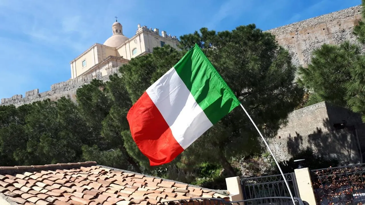 Al Castello B&B Милаццо Отель типа 