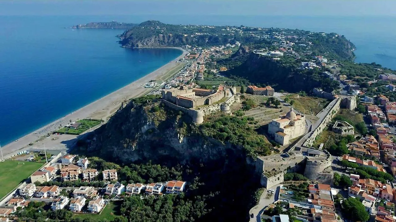 Al Castello B&B Милаццо