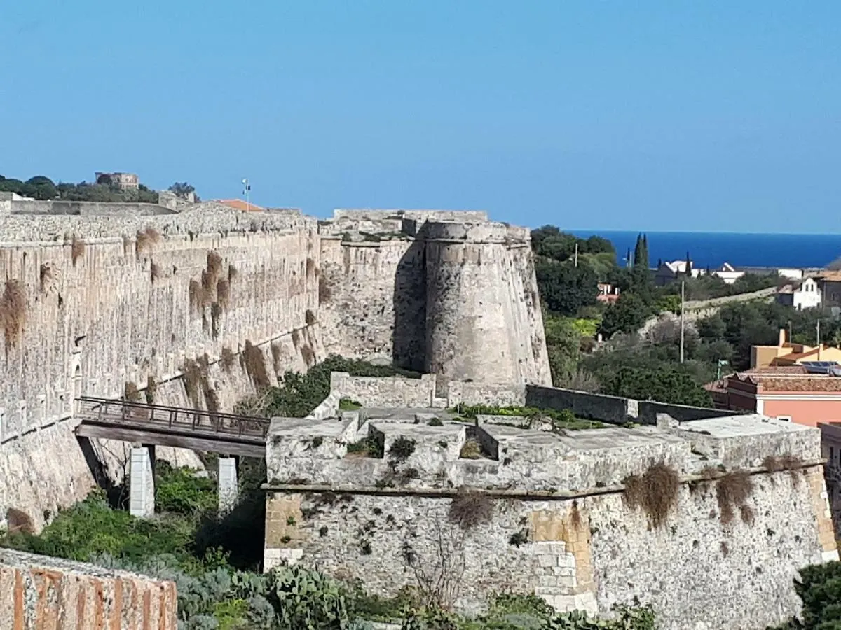 Al Castello B&B Милаццо 3*,  Италия